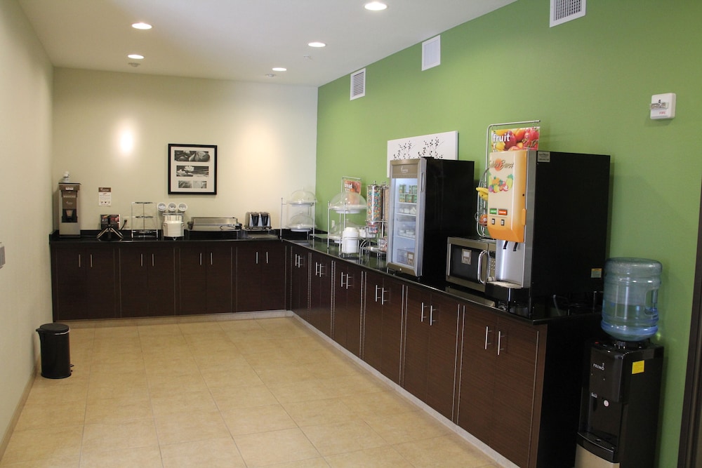 Sleep Inn & Suites Haysville - Wichita South 6/58