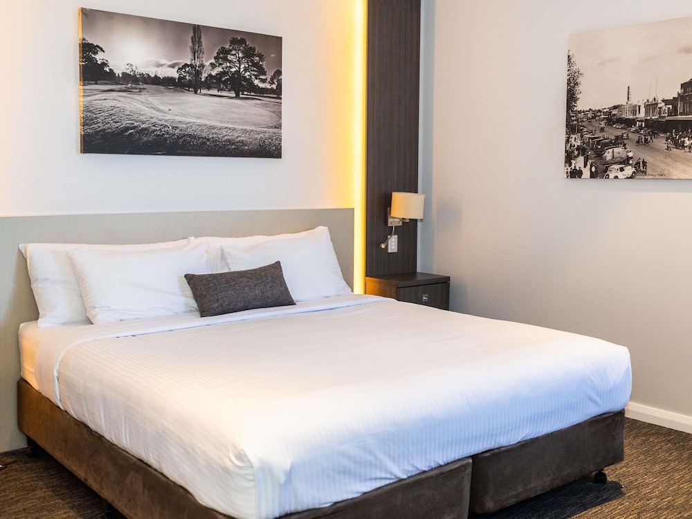 Mercure Orange 13/65