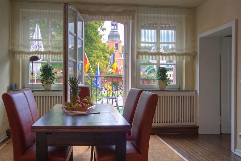Hotel zum Goldenen Stern 33/50