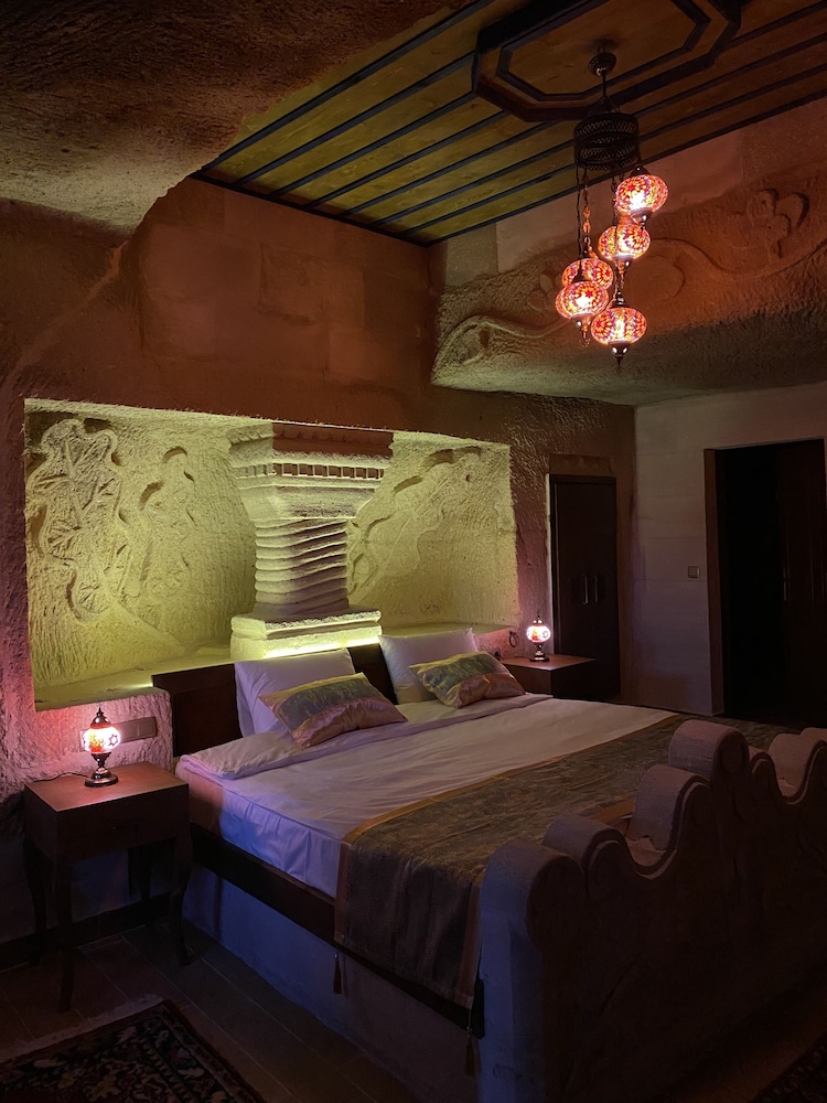 Mesken Cave Suites 18/50