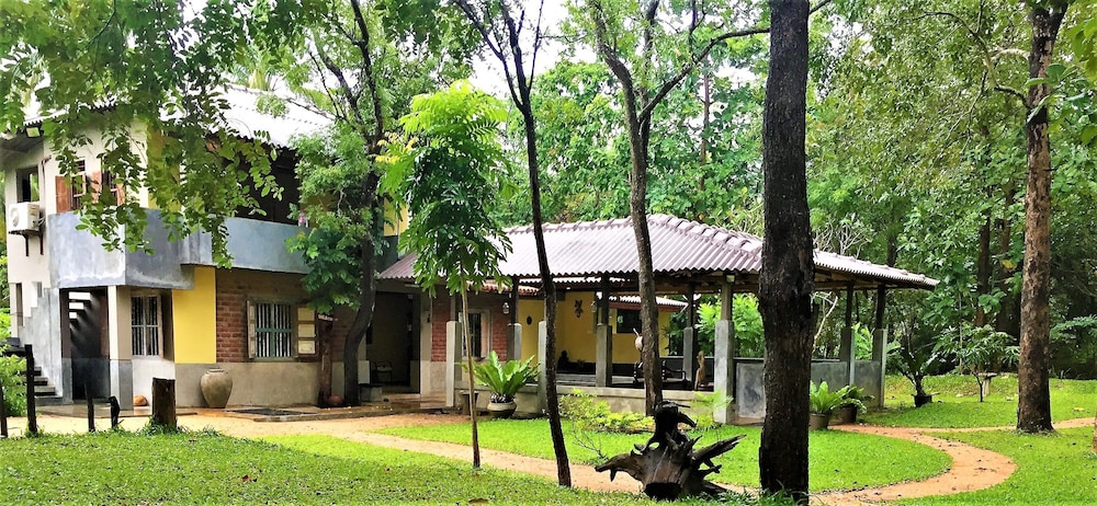 Hiddenside Waya Ulpatha 20/26