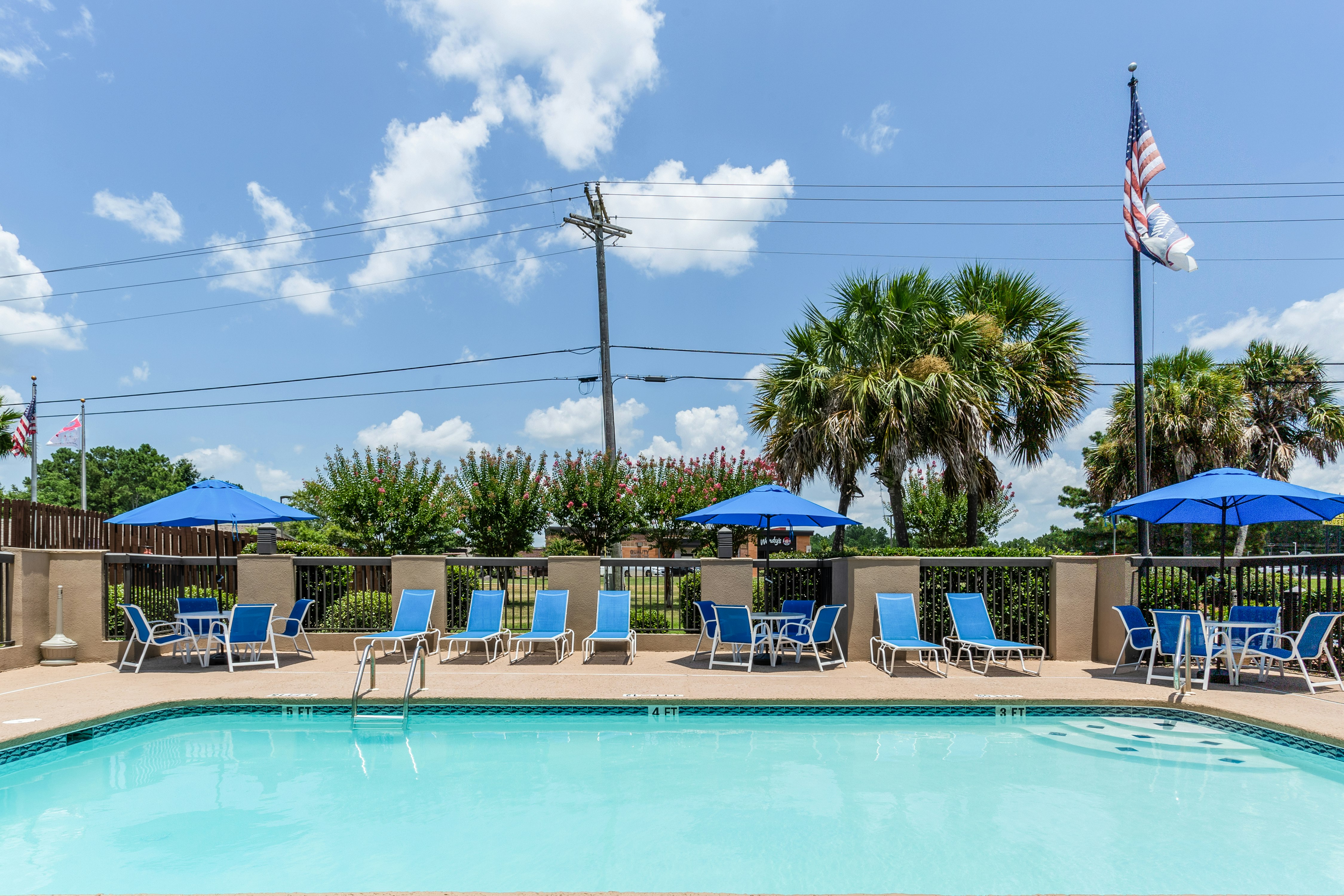 Hampton Inn Biloxi/Ocean Springs 24/24