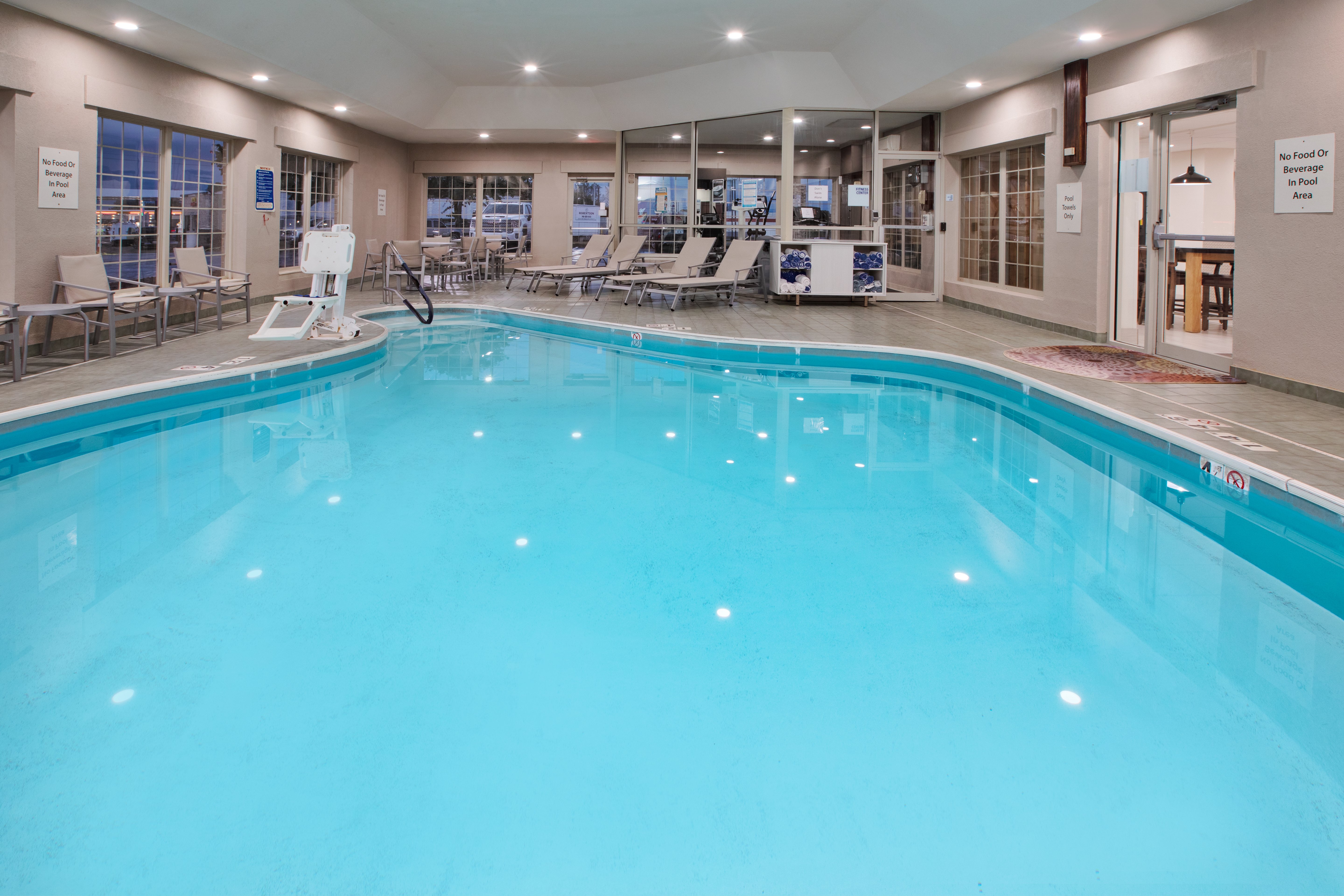 Holiday Inn Express Hotel Suites Sunbury Columbus Area 37/57