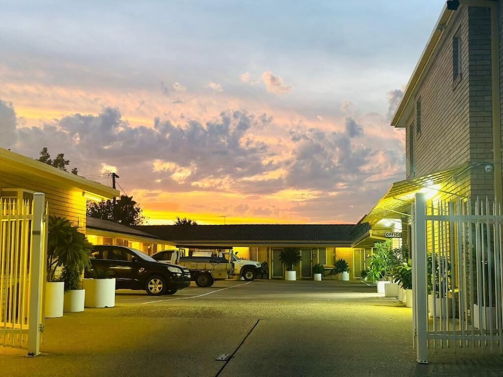 Angel's Rest Motel 3/26