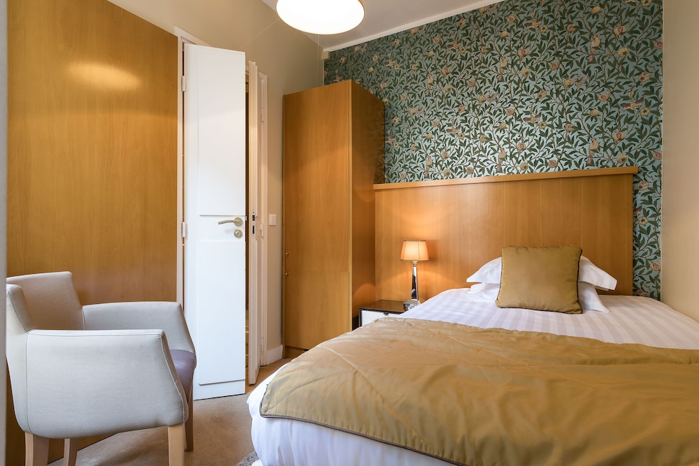 Hotel Boronali 42/86