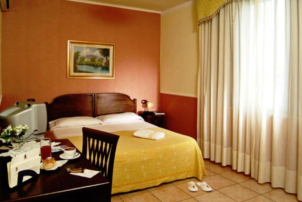 Green Park Hotel 38/68