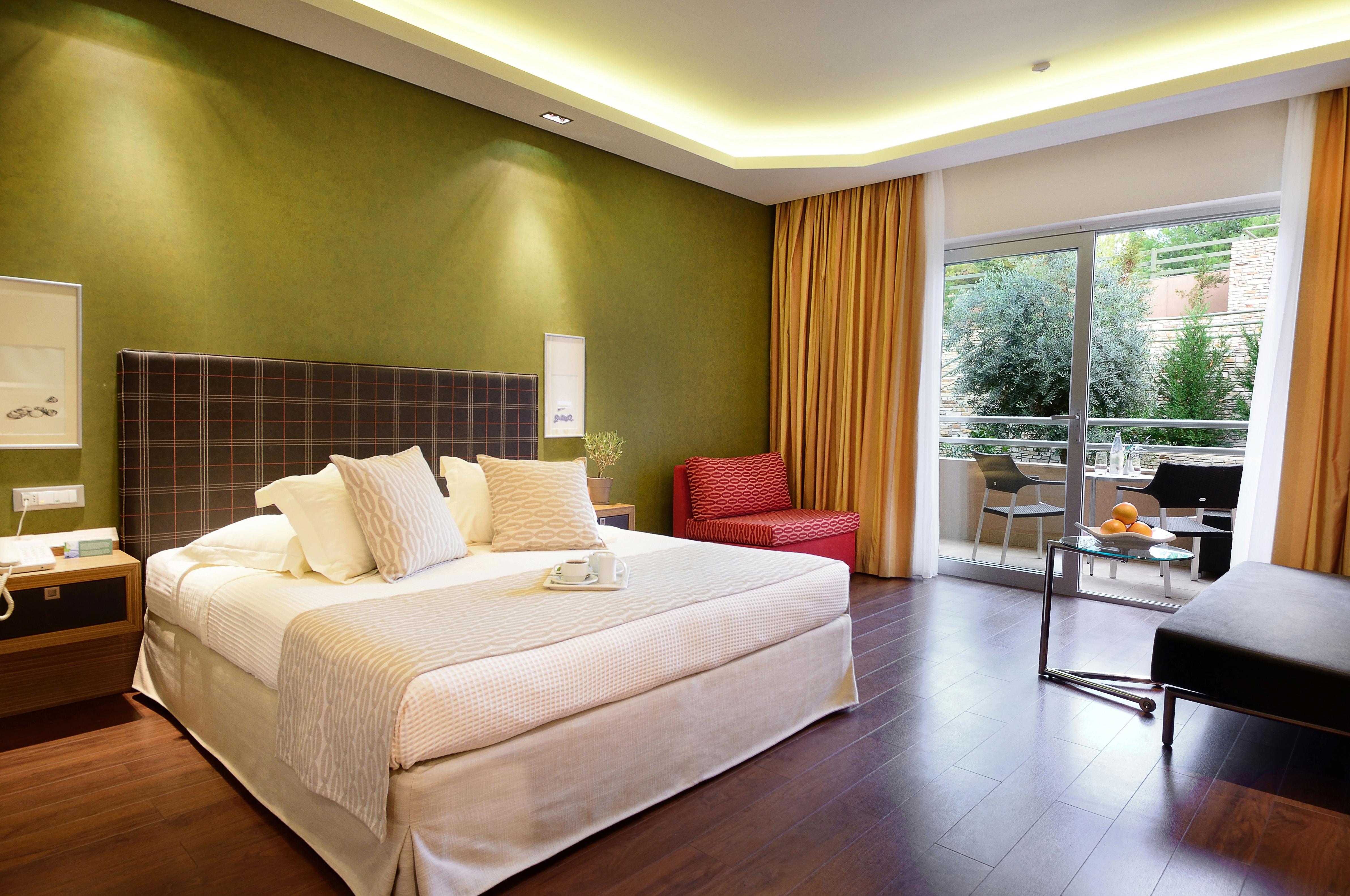 Standard, Double Bed, Garden View, Balcony or Terrace