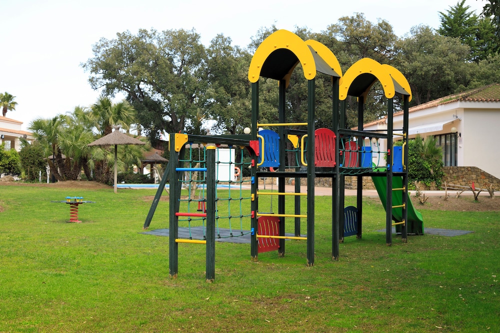 Guadacorte Park 68/76