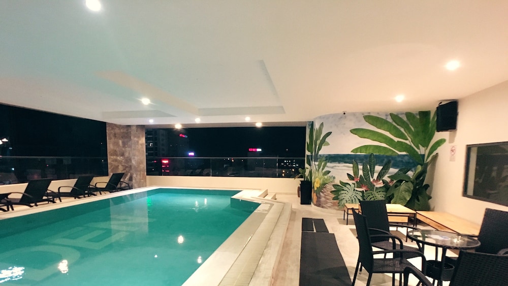 Sea Garden Hotel 44/65