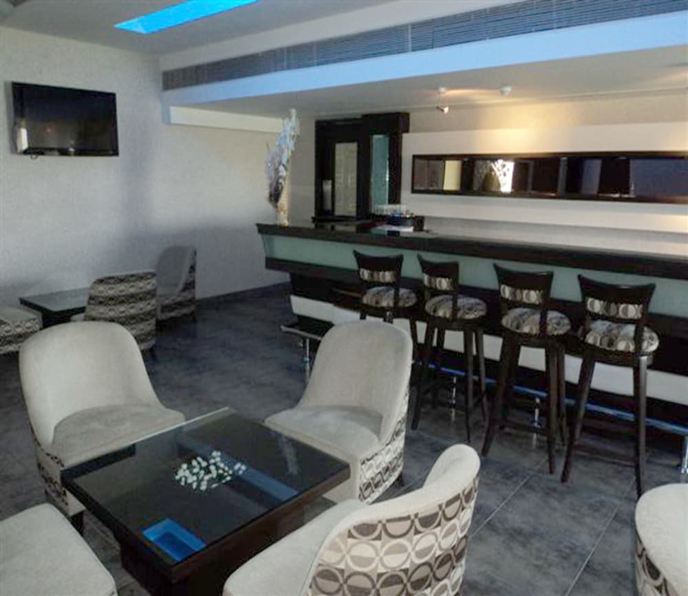 Hotel Legend Sarovar Portico 17/28