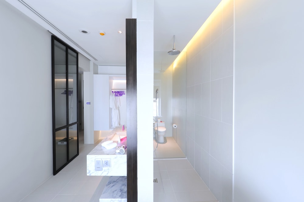 Mode Sathorn Hotel 40/73