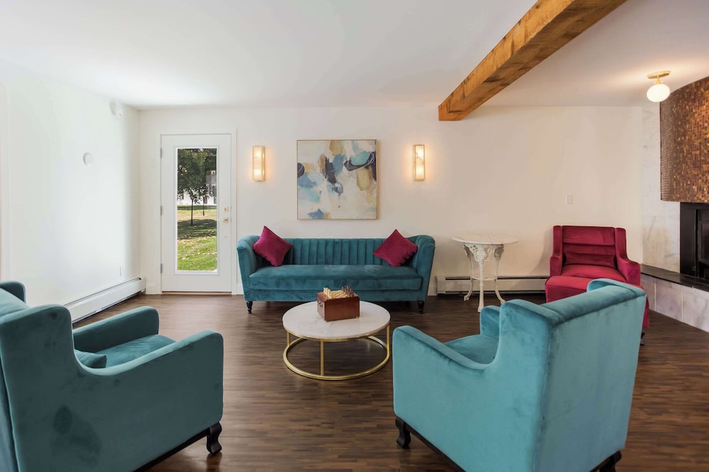 The Palmer House Resort, an Ascend Collection Hotel 30/50