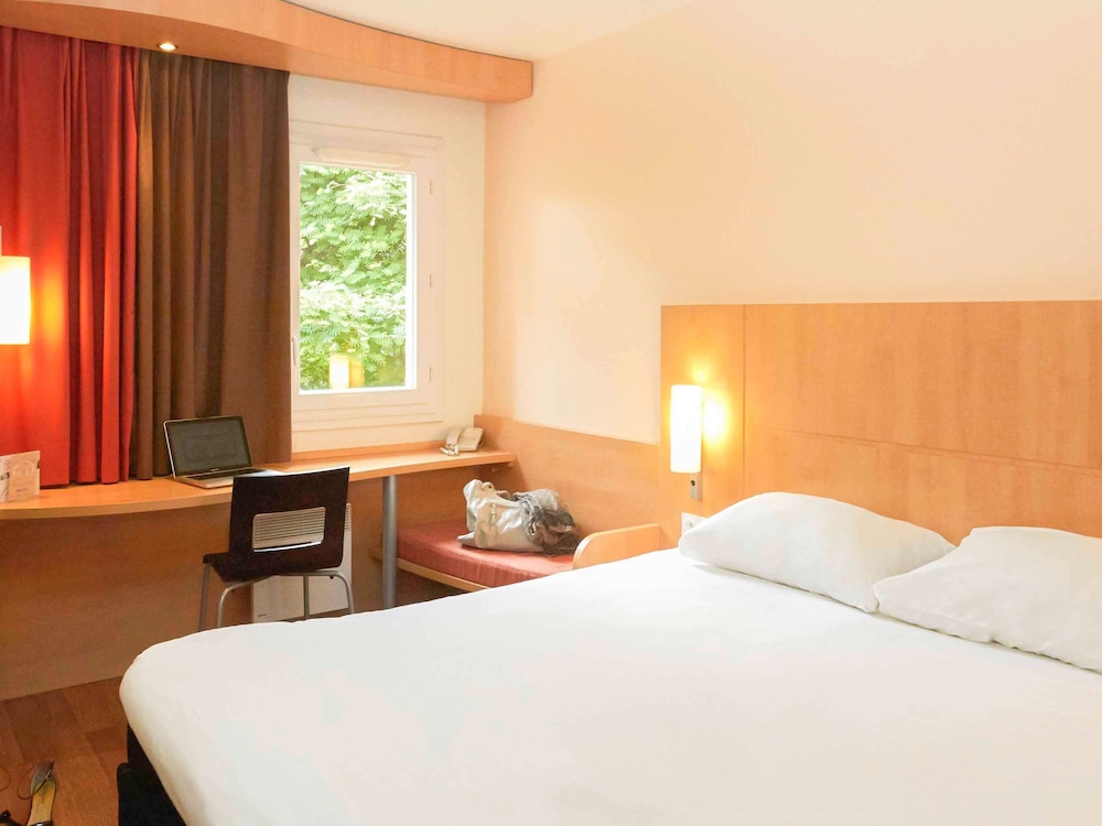 IBIS CHALON SUR SAONE NORD 26/67