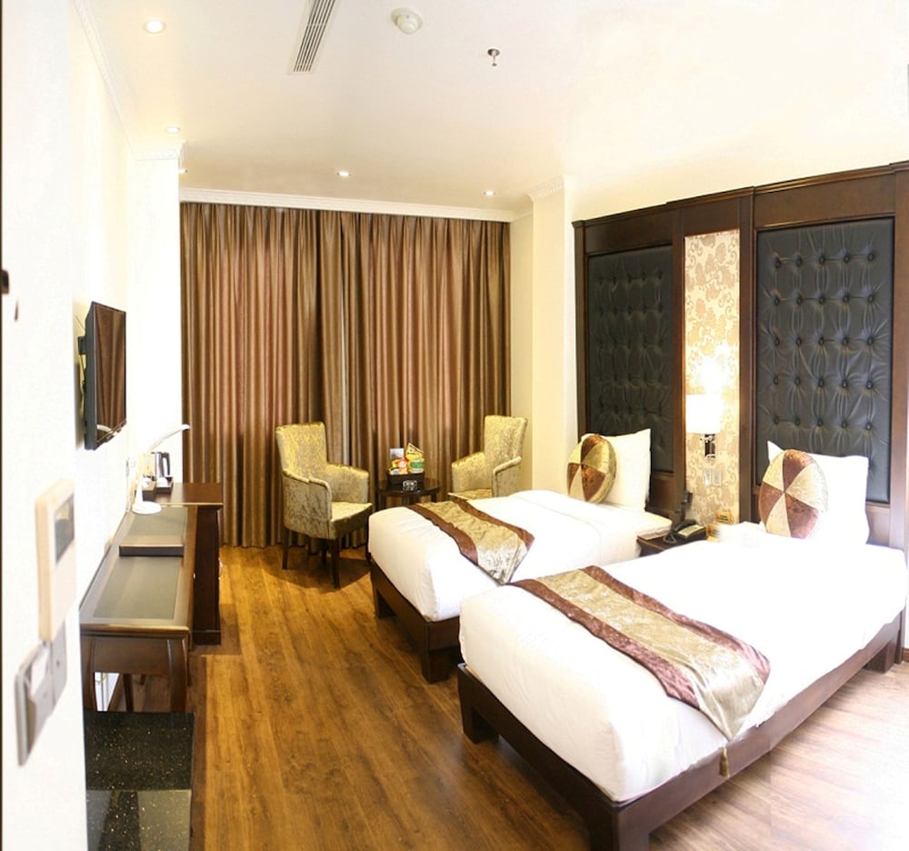 City Bay Palace Hotel 22/70