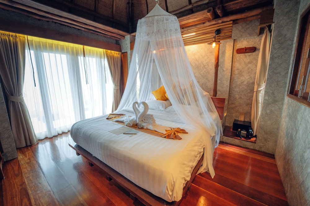 View Point Resort 2/45
