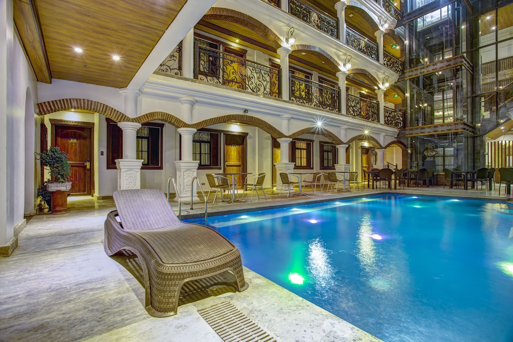 Hotel Luna 6/56