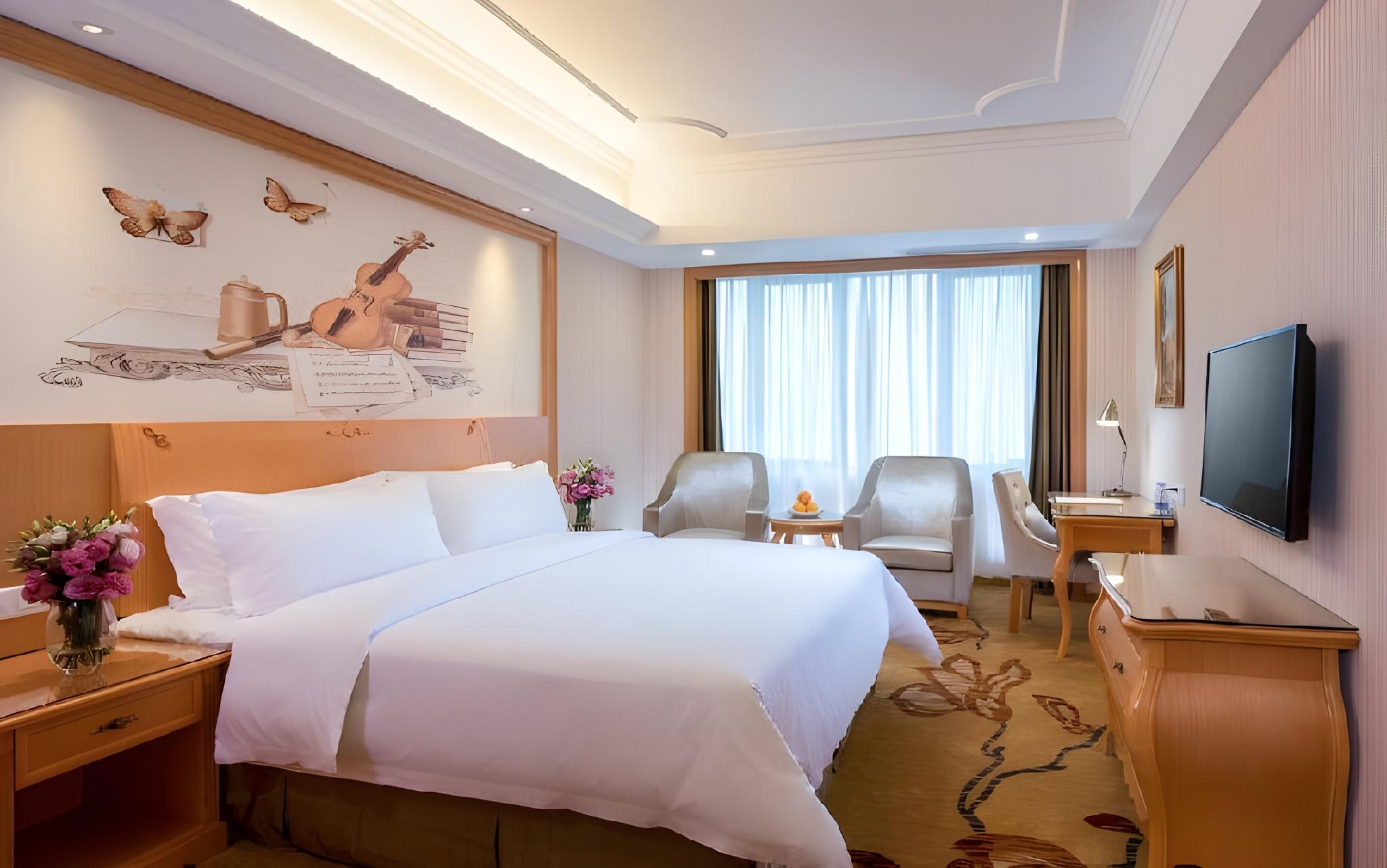 BUSINESS, DOUBLE BED