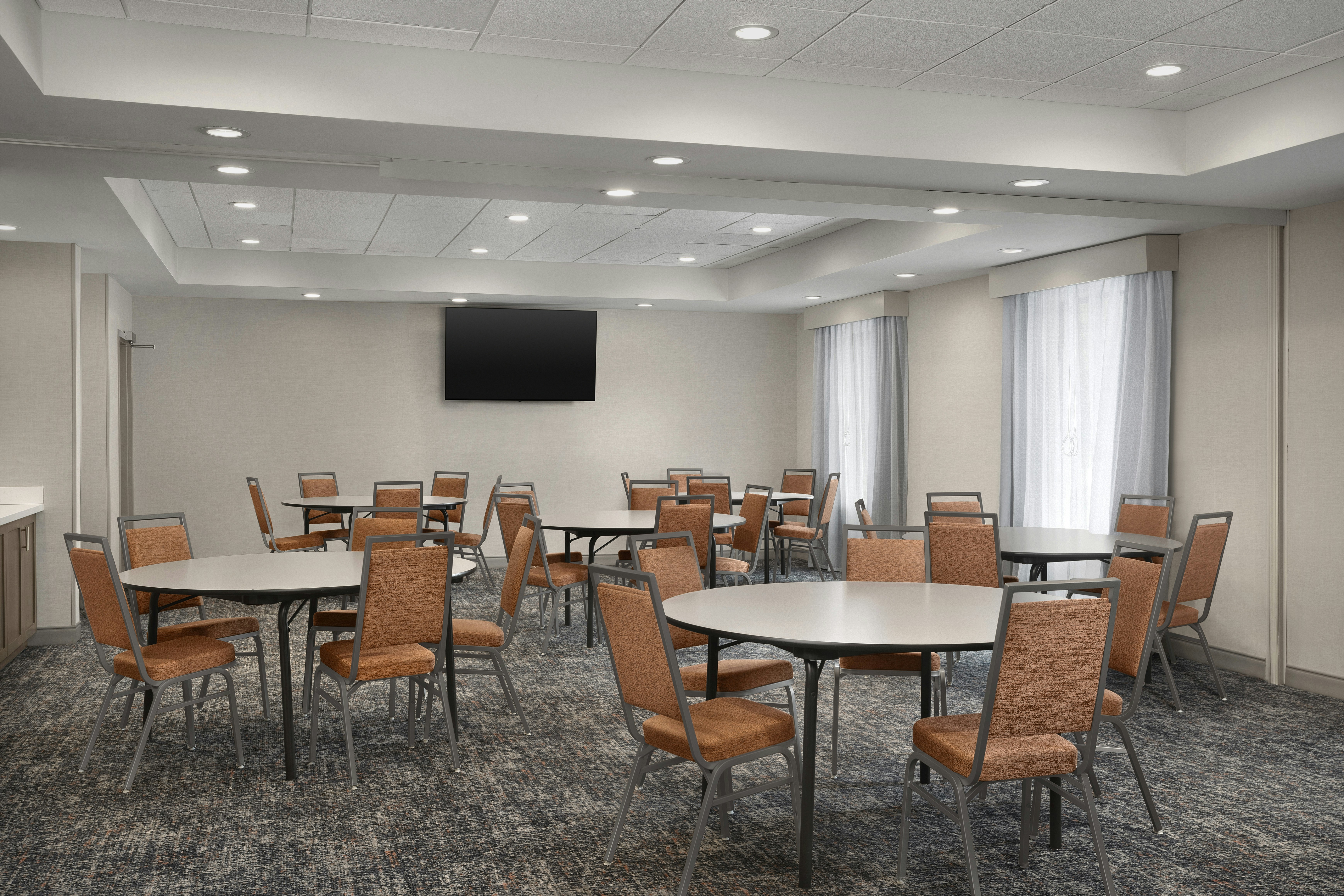 Hampton Inn & Suites St. Louis/Alton Il 25/34