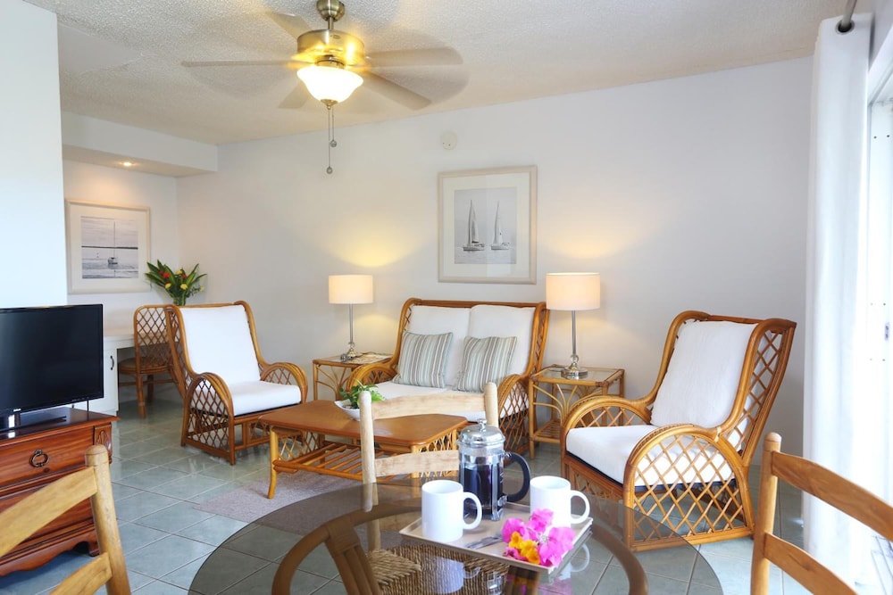 Harmony Suites 35/64