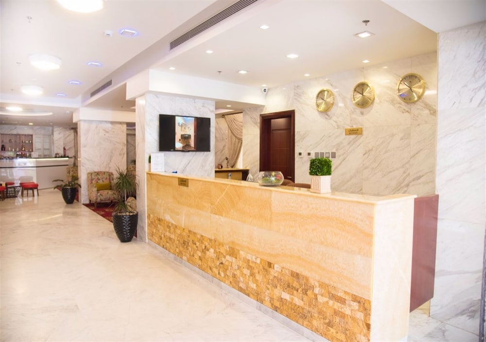 Lobby at Carawan Hotel Jeddah, JEDDAH