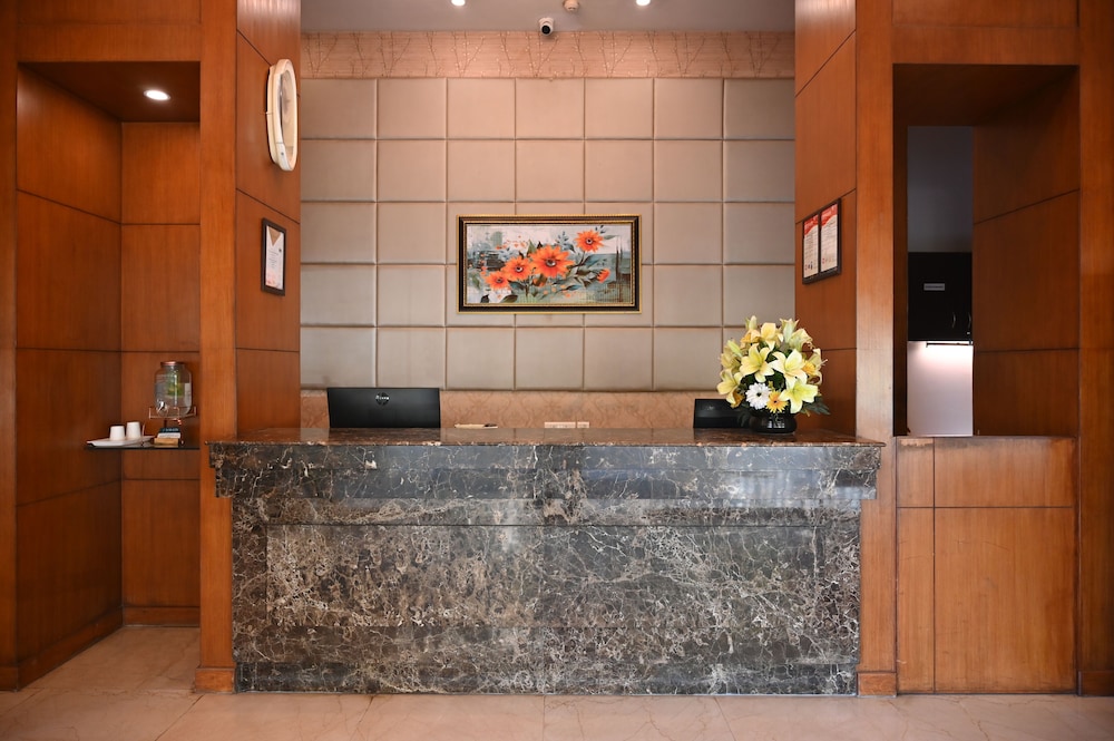 Savoy Suites Greater Noida 7/61