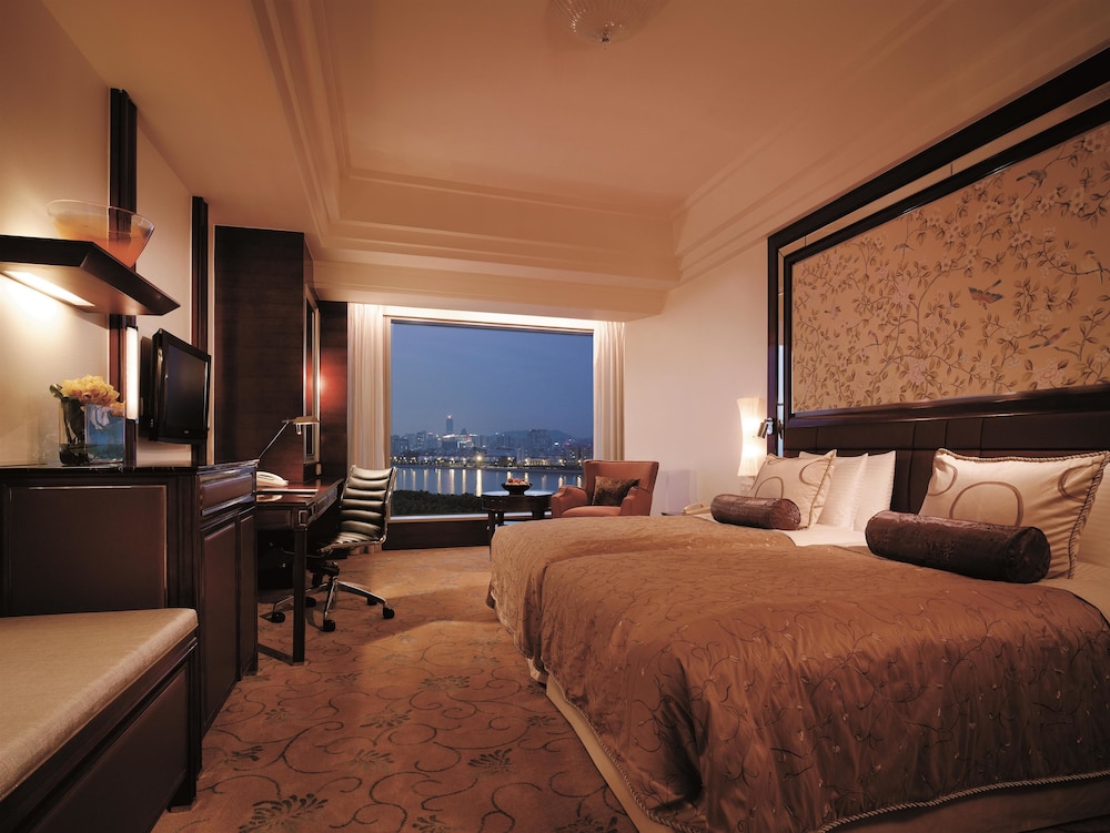 Shangri La Guangzhou 13/66
