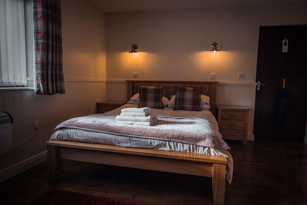 The Black Horse Inn 25/60