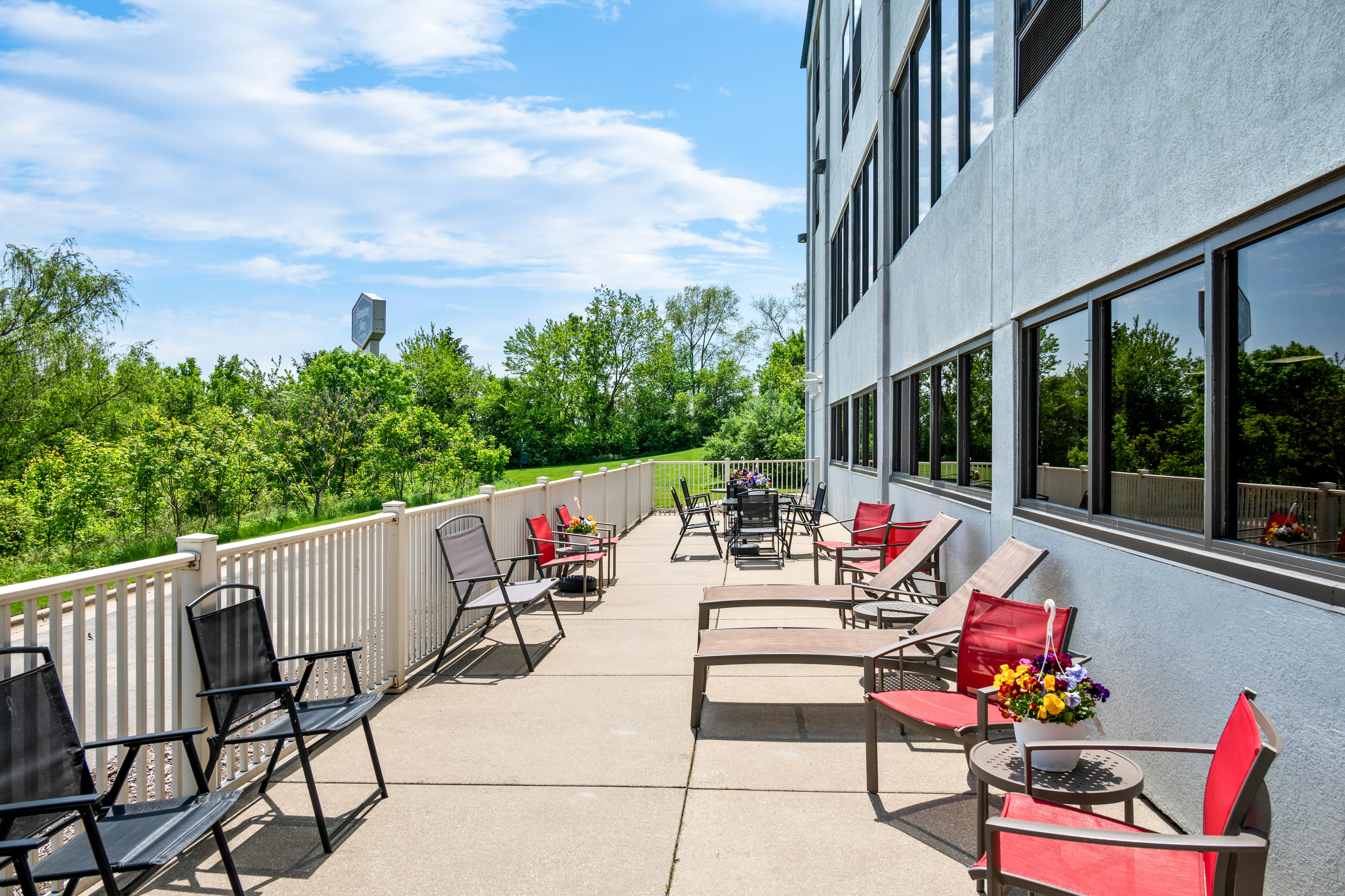 Hampton Inn Grand Rapids North 48/67
