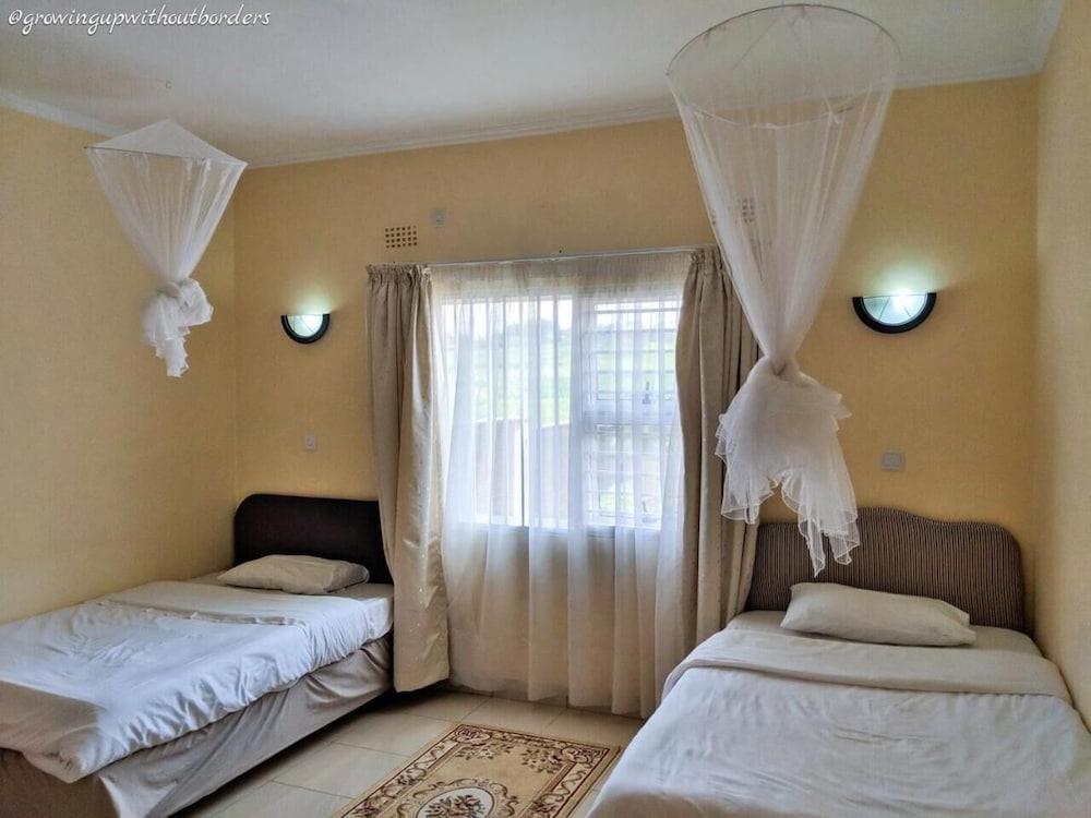 Home Up Guest House 3/25