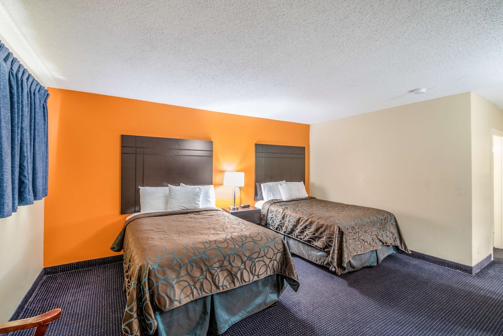 Americas Best Value Inn Giddings 17/37