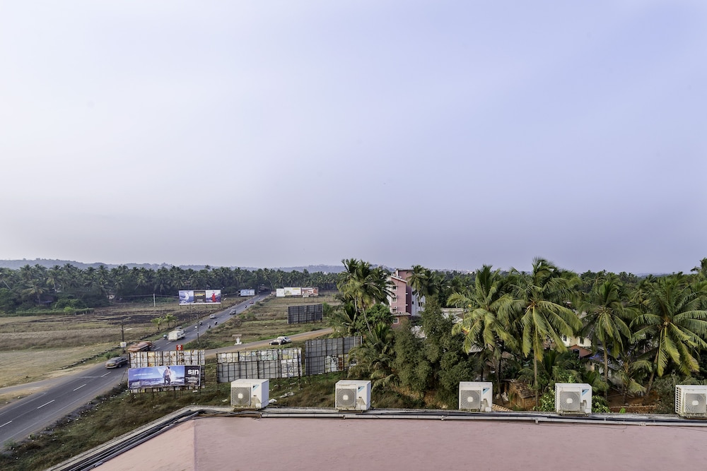 Treebo Trend Green Park Mapusa 43/54