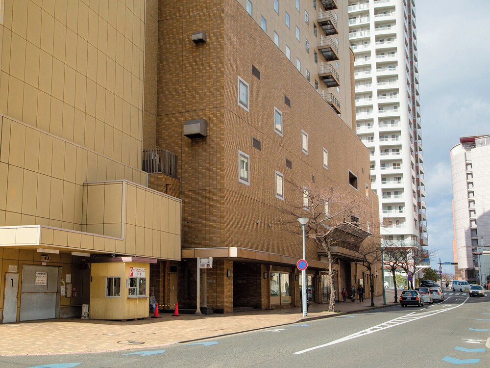 Crown Palais Kokura 49/56