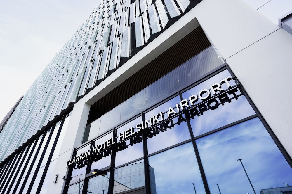Clarion Hotel Helsinki Airport 2/65