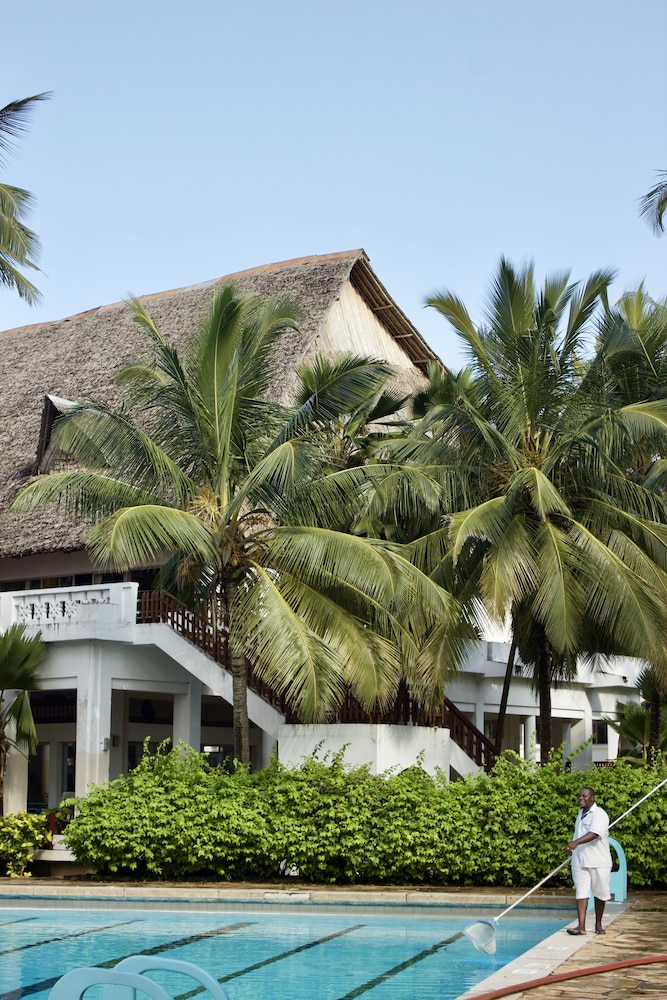 Reef Hotel Mombasa 44/49