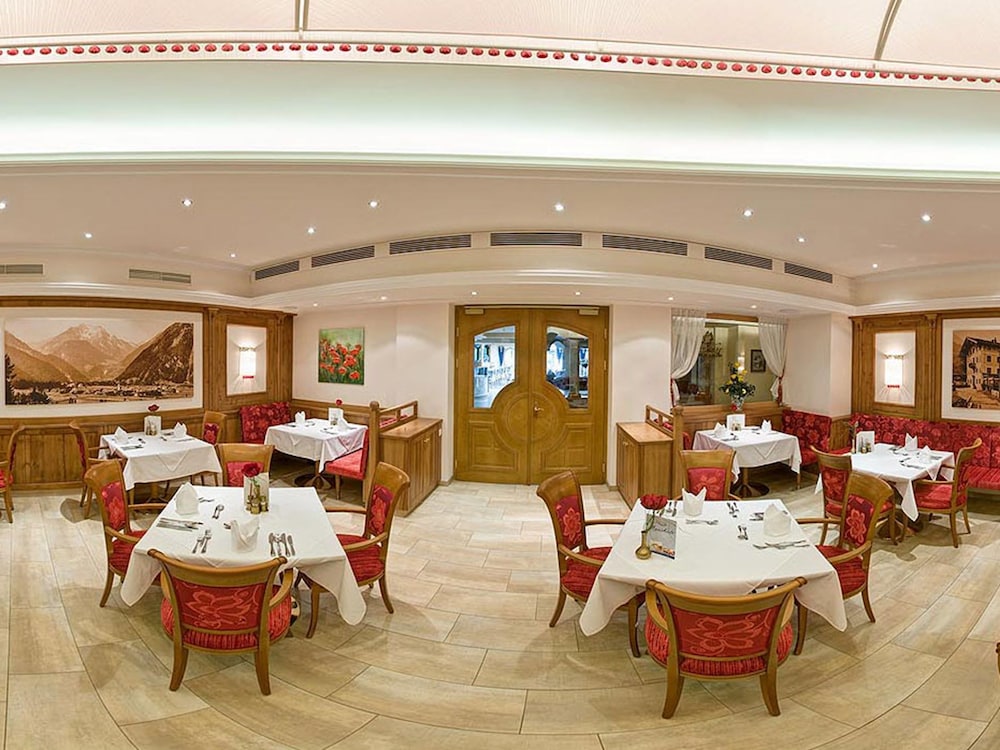 Strass Hotel Dependance 45/57