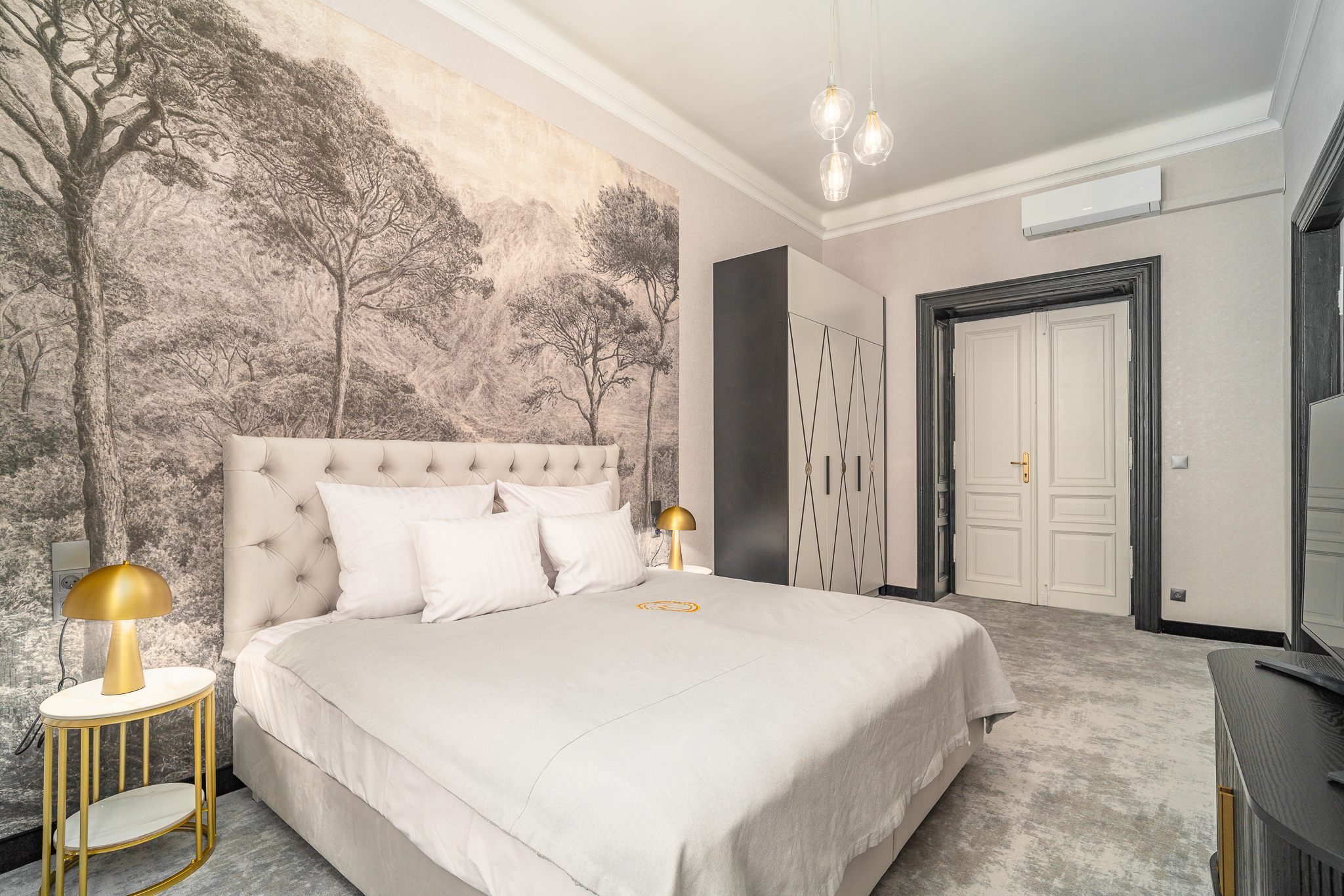Deluxe, Apartment