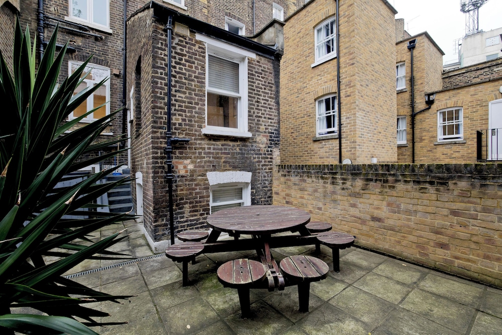 Argyle Square Hotel 42/50
