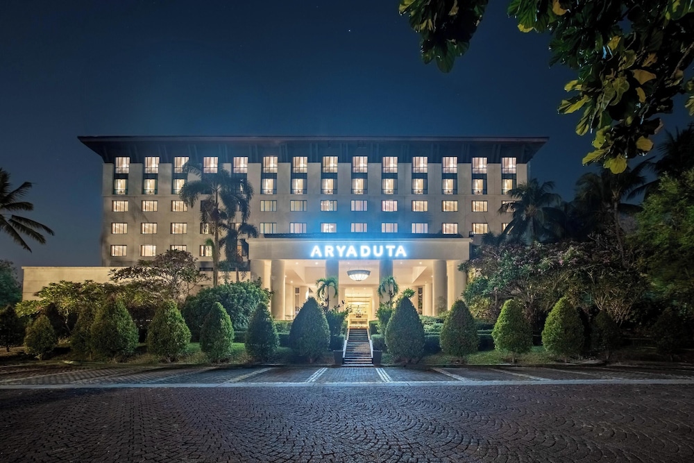Aryaduta Lippo Village 4/53