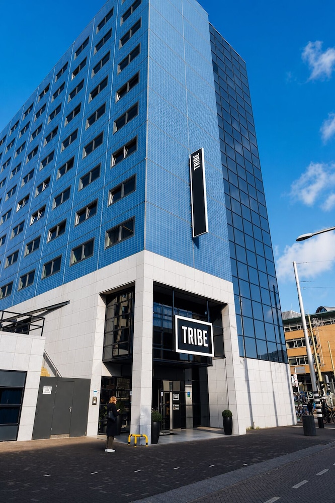 TRIBE Hotel Den Haag Centraal
