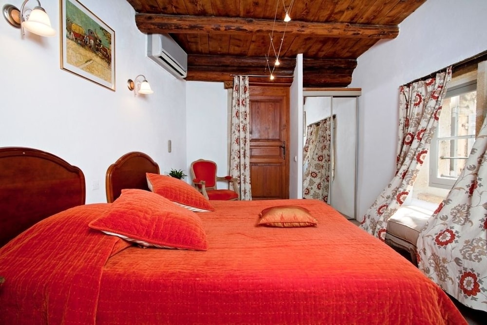 Hostellerie Le Castellas 11/46