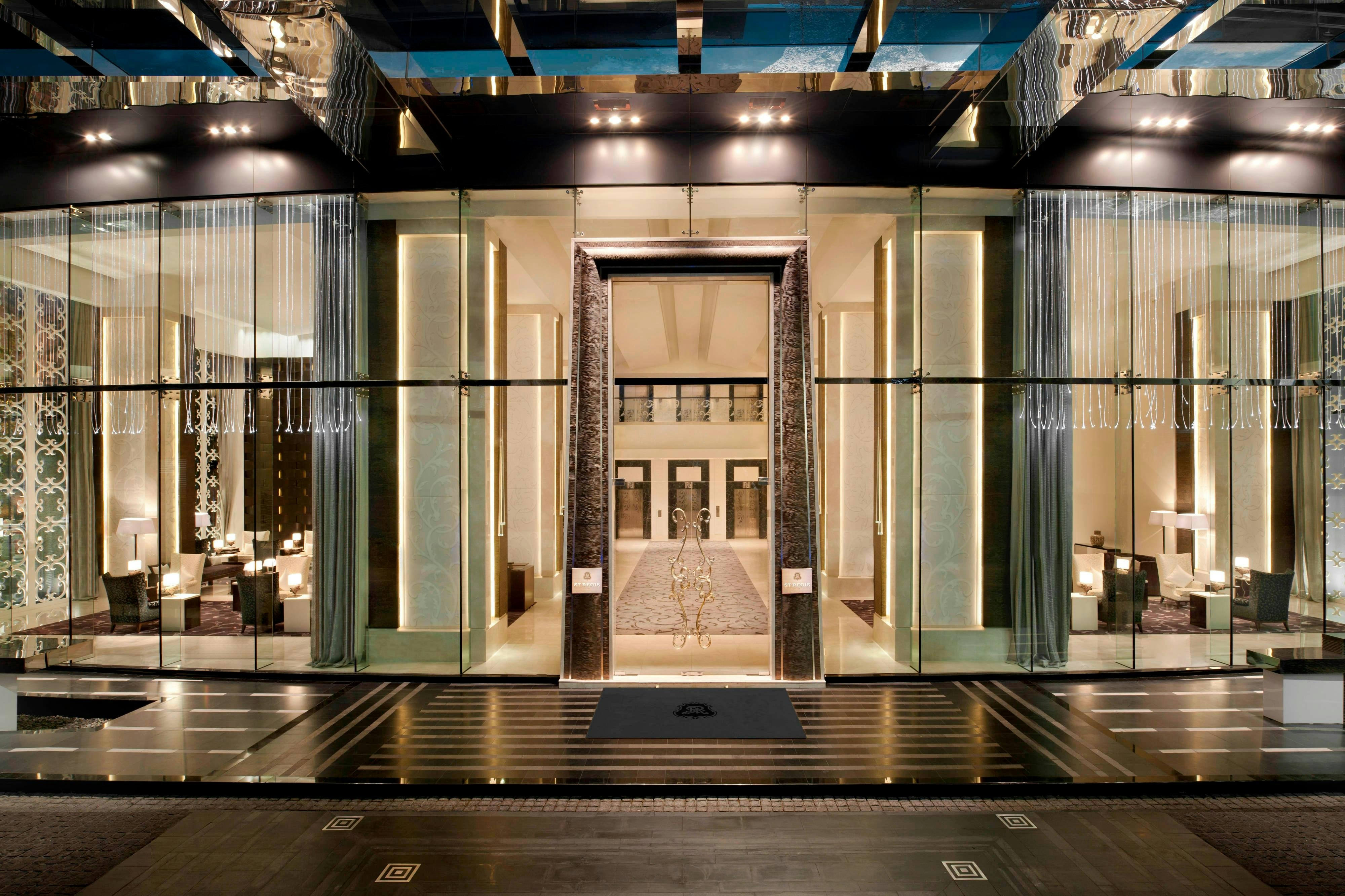 The St Regis Bangkok 2/50