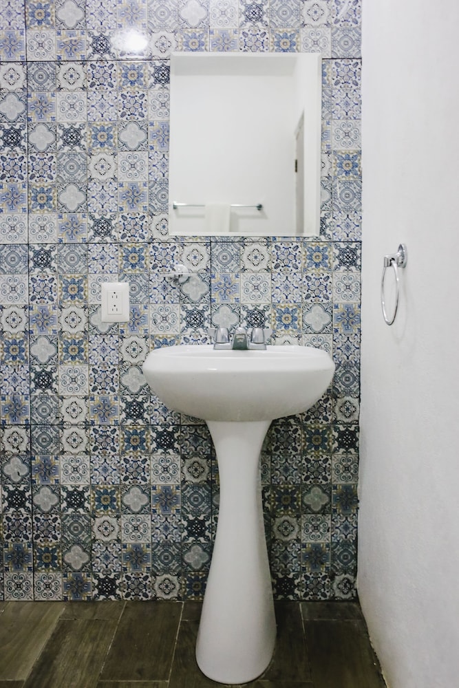 Hotel Colon Merida by Kavia 66/66