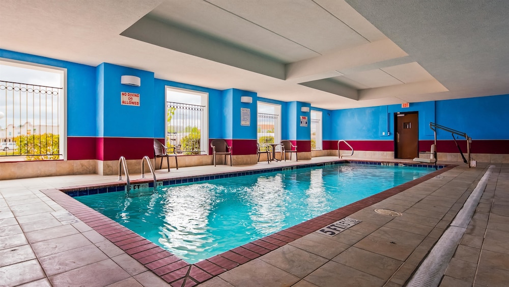Best Western Plus Flowood Inn & Suites 5/39