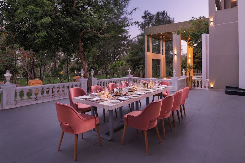 Essentia Luxury Resort & Spa Udaipur 39/61