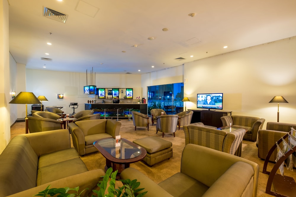 Sintesa Peninsula Hotel 44/60