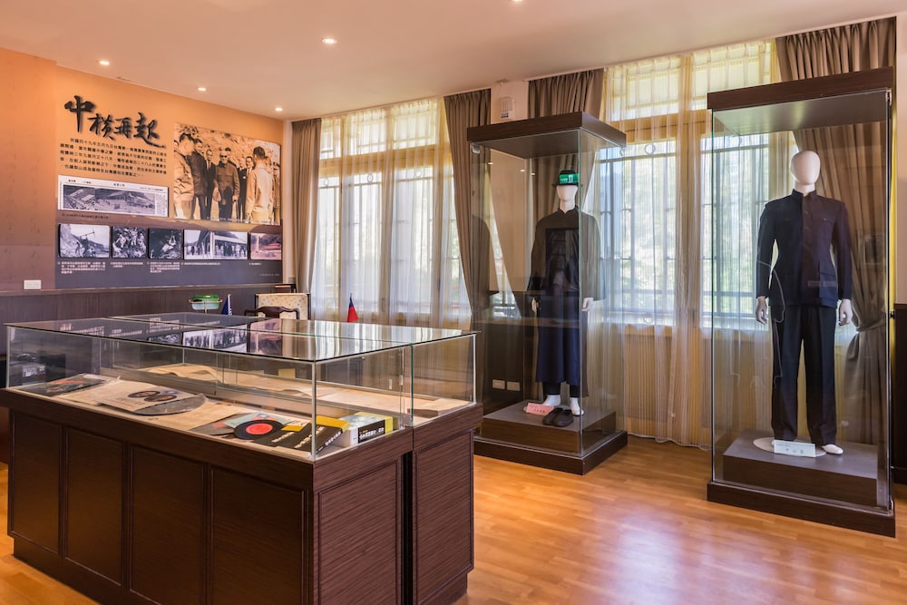 Lishan Guest House 40/49