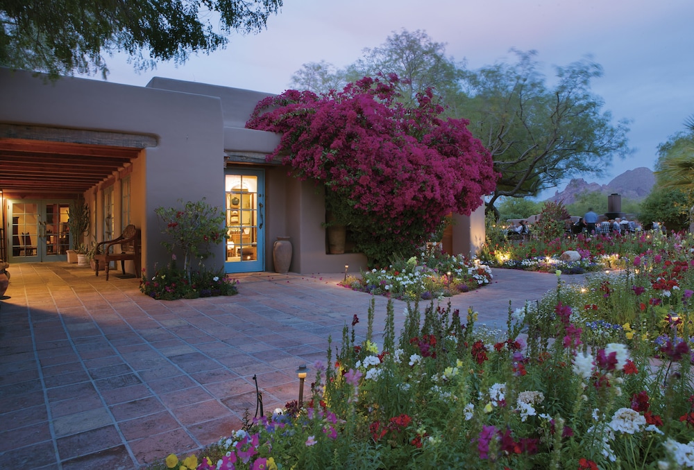 Hermosa Inn 43/44