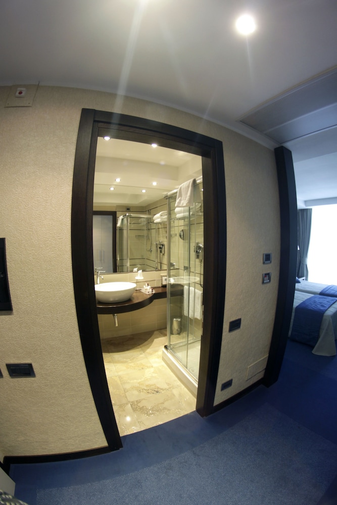 B&B HOTEL Napoli San Mauro 29/50