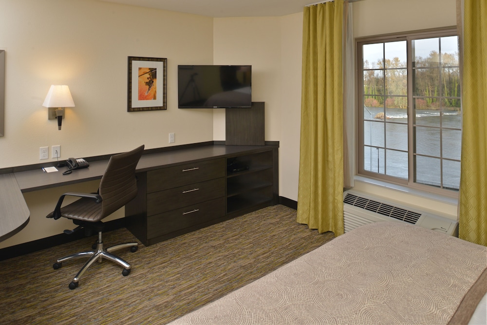 Candlewood Suites Eugene Springfield 34/48