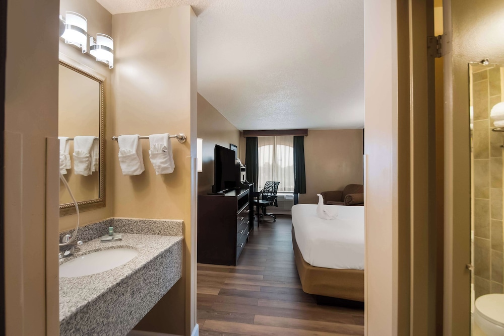 غرفة قياسية بسرير كينج، Best Western Springfield 5/5